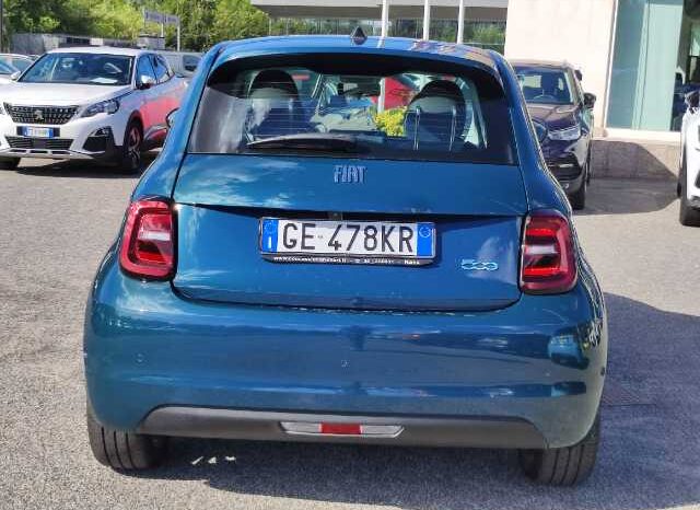 Fiat 500e Icon full