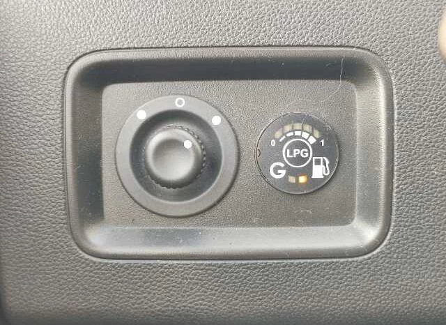 Dacia Duster 1.6 sce Comfort Gpl 4×2 s&s 115cv full